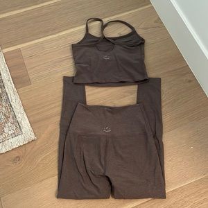 Beyond Yoga SET - top and 7/8 leggings, brown, size XS